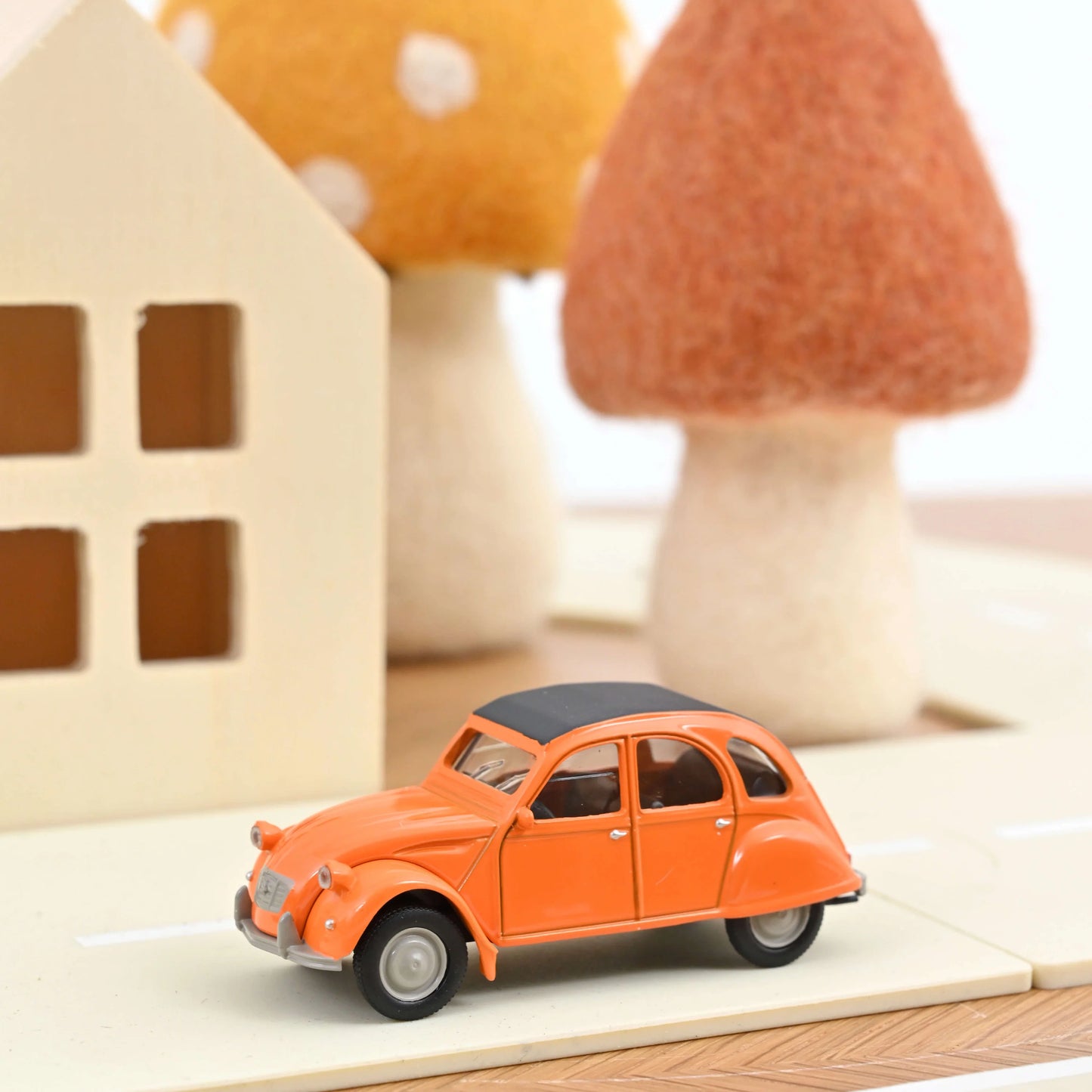 Citroen 2CV 1:54 Mandarine orange