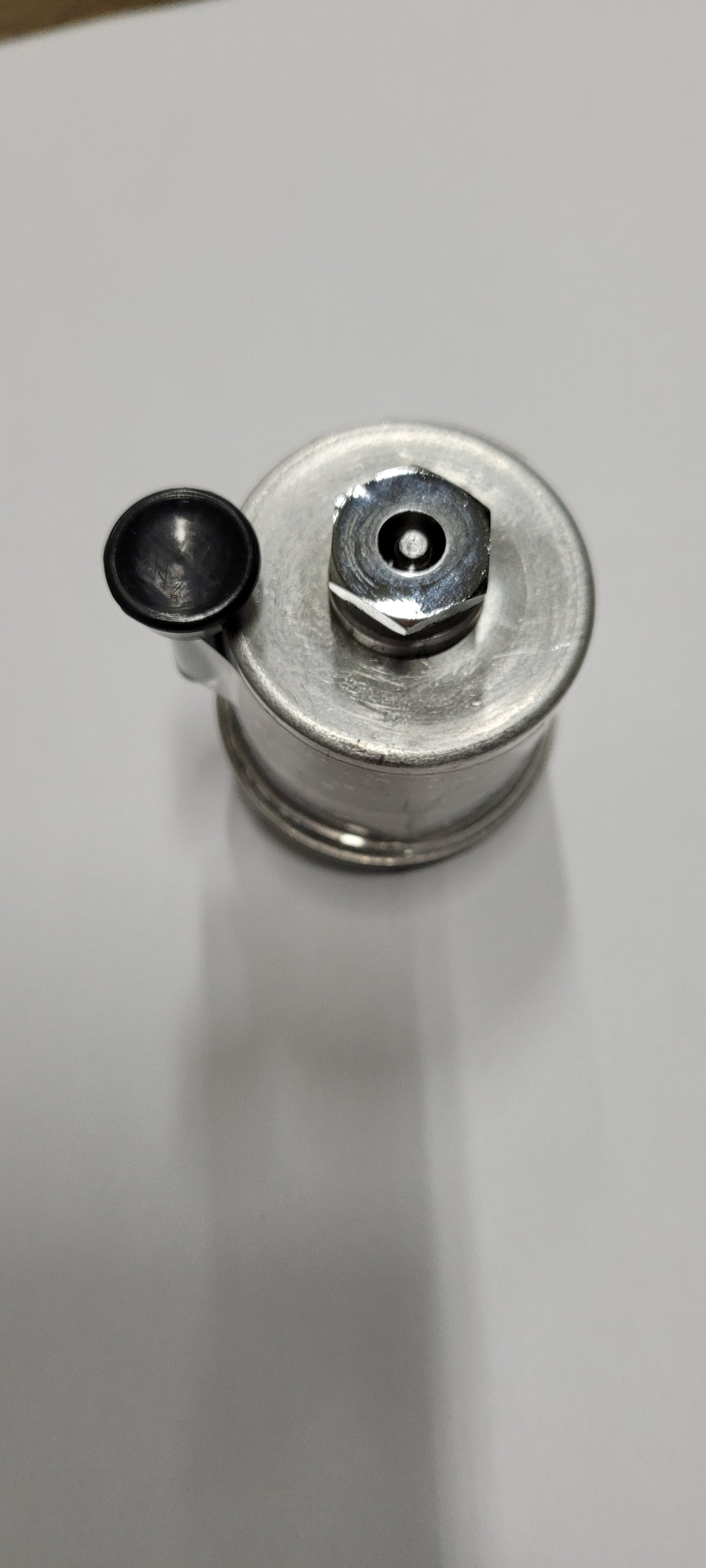 2CV HANDMATIGE RUITENSPROEIERPOMP.