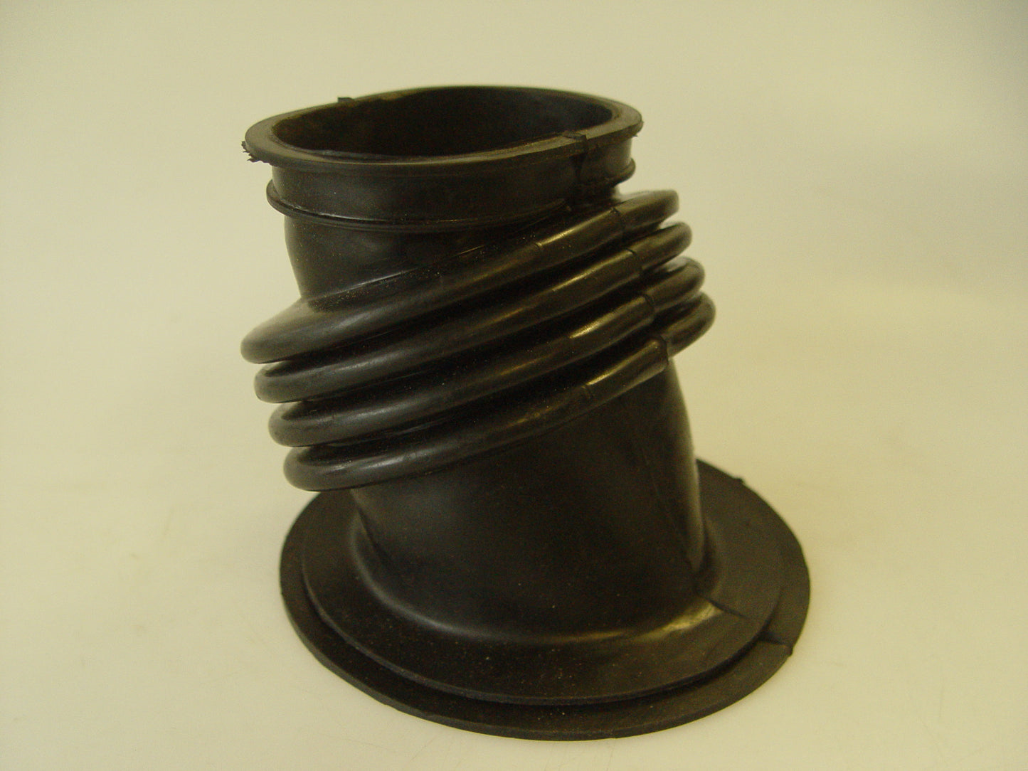 LUCHTAFVOERSLANG RUBBER