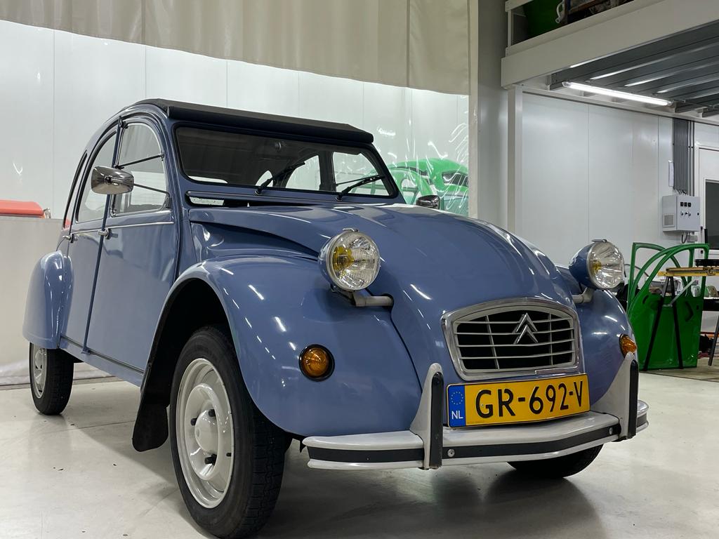 Blauwe 2CV 1990